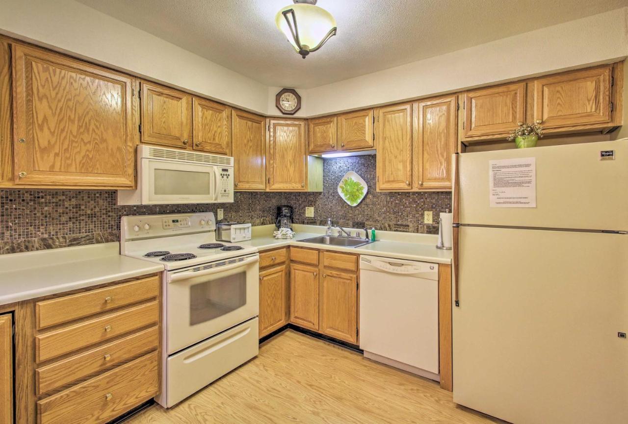 Lincoln Resort Condo With Pool Access - Near Hiking! Kültér fotó